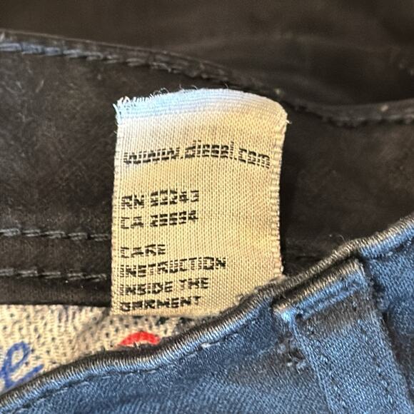 Diesel Men's Distressed Slim Fit Jean Black Size 34x26 - Picture 7 of 9